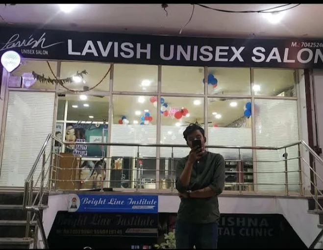 Lavish Unisex Salon