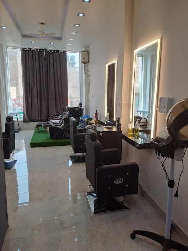 Yuvani Yaduvanshi Makeover Studio